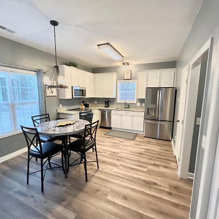 Beautiful, Spacious, Hidden Gem In Heart Of Wilmington Eksteriør billede